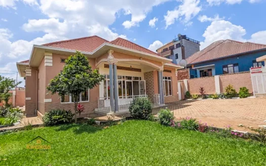 Kanombe House for sale